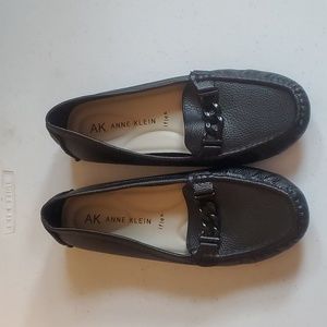 Black Anne Klein iflex loafers